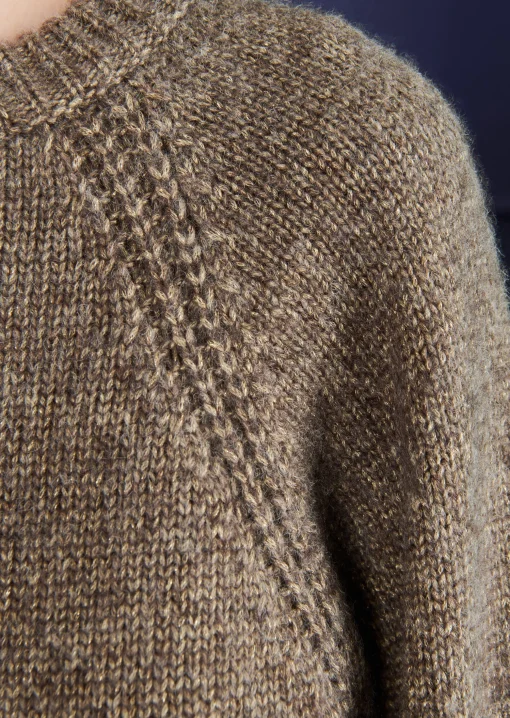Pullover OnyxSweater1